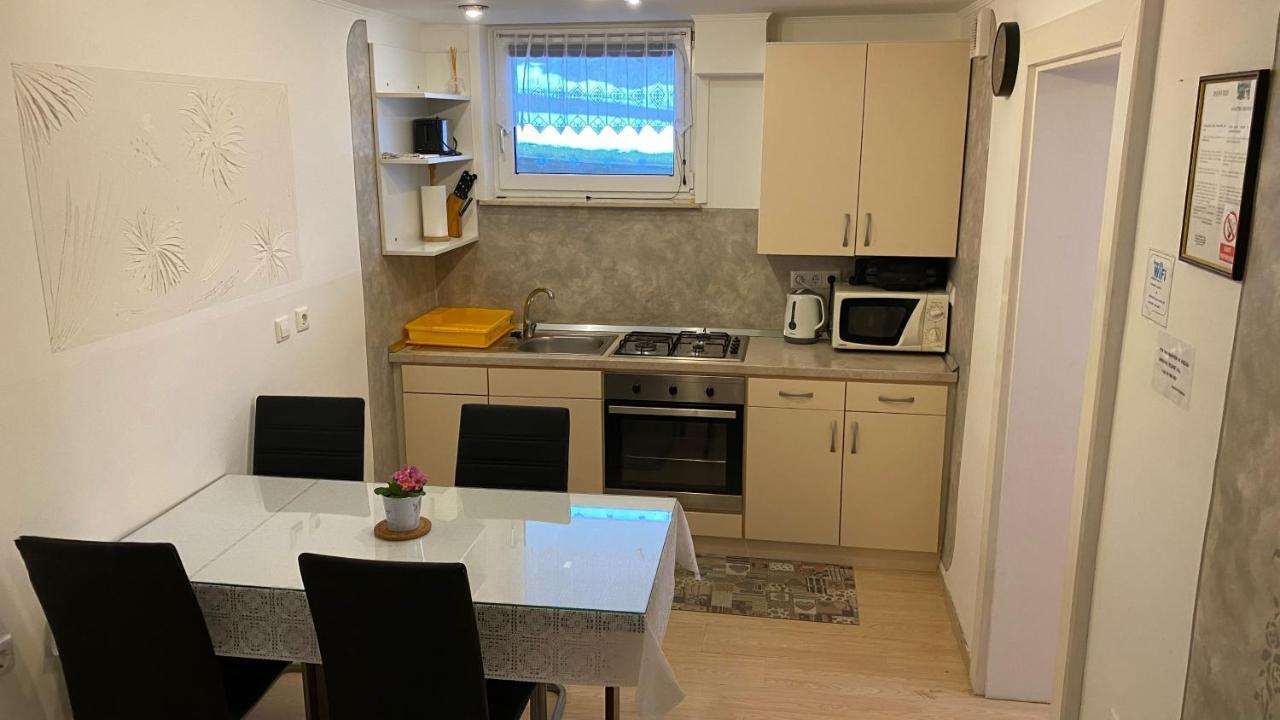 Apartment Rozman Zrece Bagian luar foto